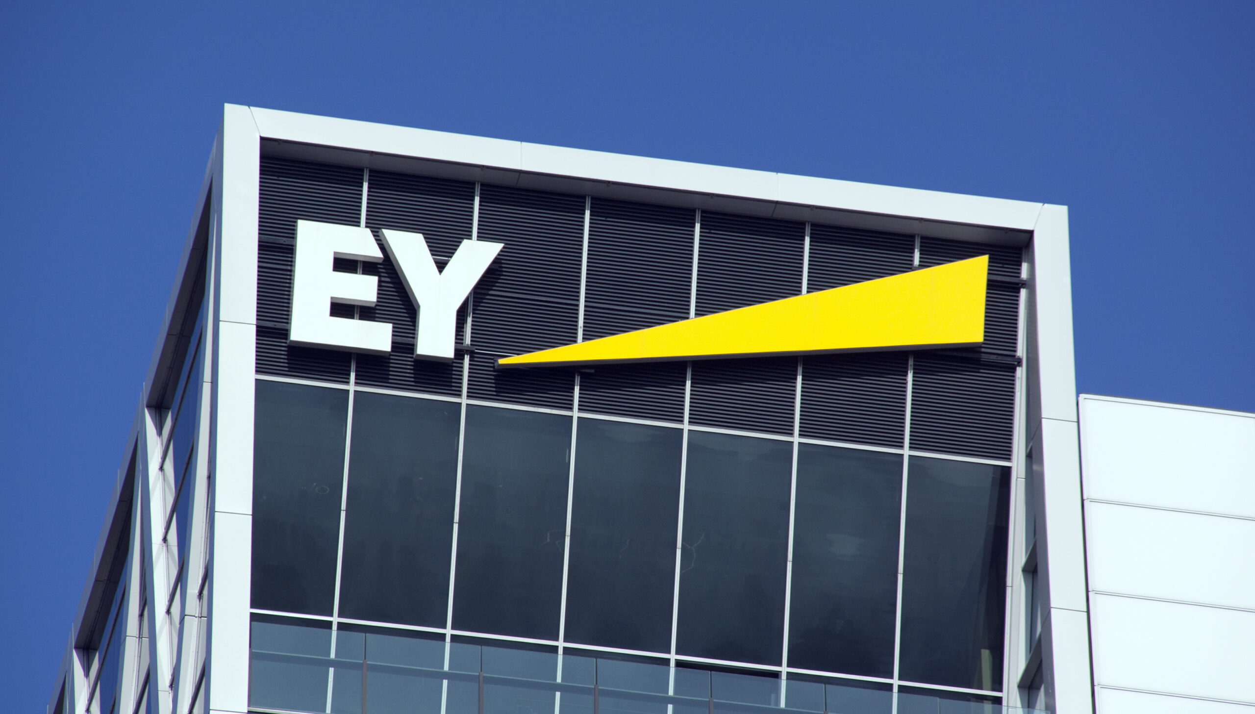 EY Launches Career Path Accelerator To Help Eliminate Barriers and